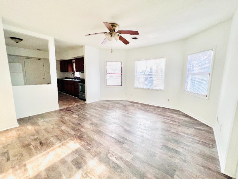 Foto principal - 123 1/2 E Fulton St