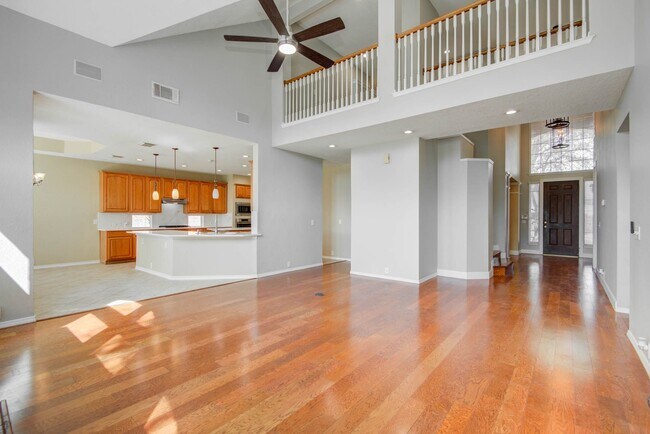 Foto del edificio - 11606 Canyon Mills Dr