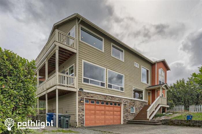 Primary Photo - 6521 Eastside Drive Northeast, Tacoma, WA,...