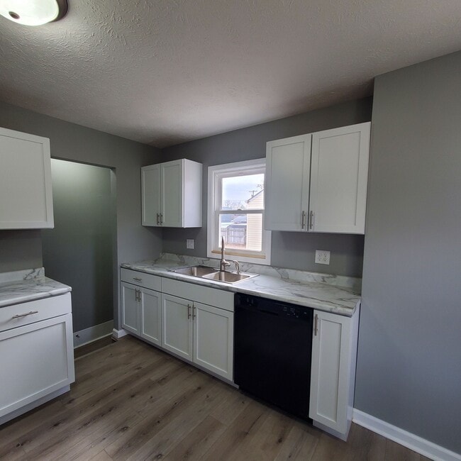 Building Photo - 1744 N 25th St