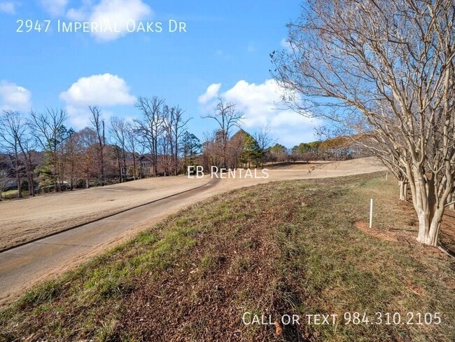 Building Photo - 2947 Imperial Oaks Dr