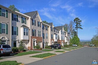 Building Photo - 1987 Asheville Dr