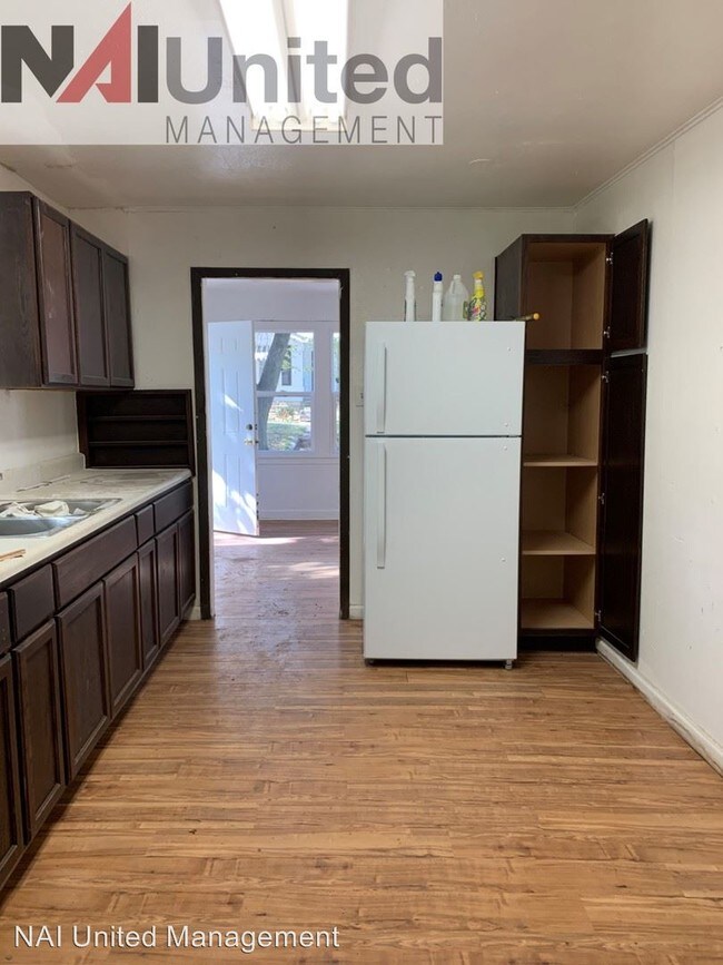 Building Photo - 2 br, 1 bath House - 510 Collins St