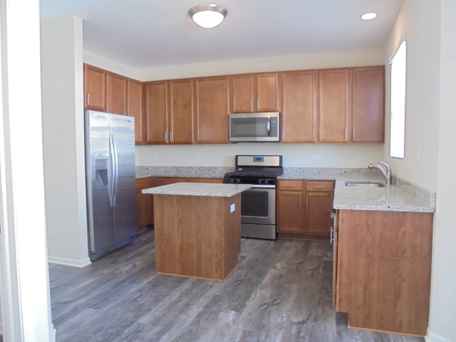 Building Photo - 1645 W Turtle Creek Ln