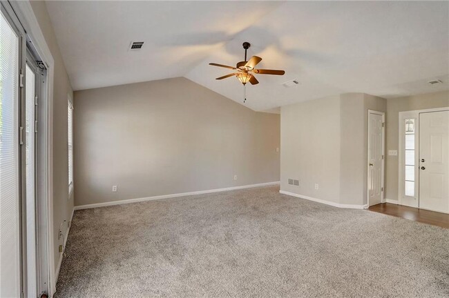 Building Photo - 2963 Lighthouse Ct