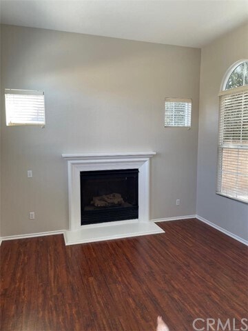 Foto del edificio - 3865 Bella Torre Rd