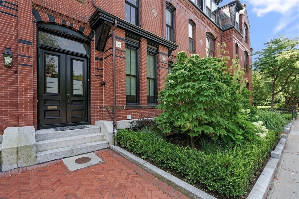 Foto principal - 57 Monmouth St