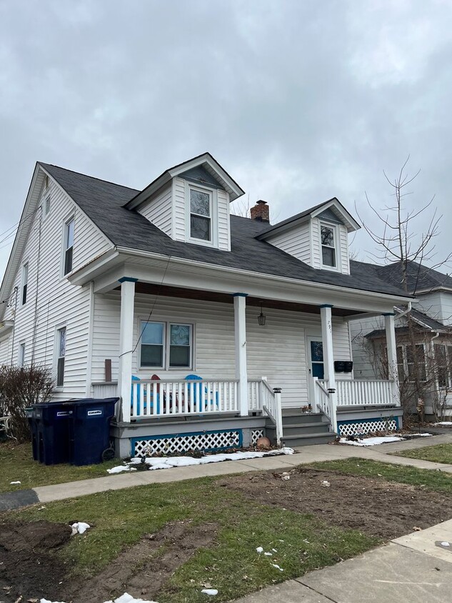 Foto principal - 791 Washington Ave