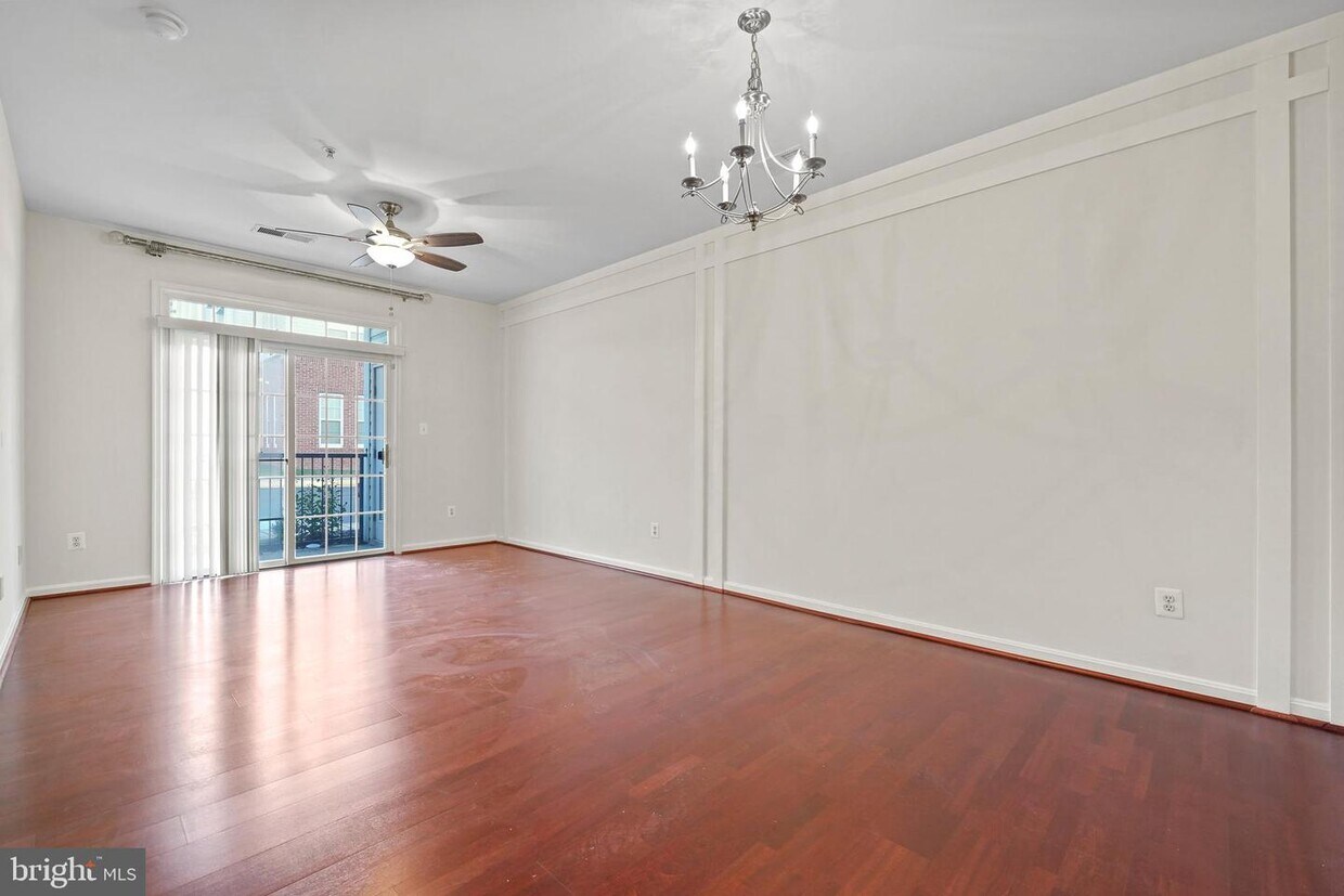 21191 McFadden Square Unit 105, Sterling, VA 20165 Room for Rent in