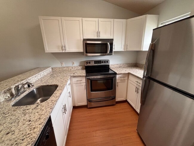 Building Photo - Waterfront Green Cove Springs 2BR with In-Unit Laundry, Central AC, and Pool!