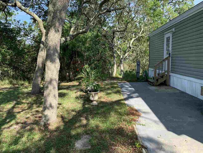Building Photo - 4225 A1A S