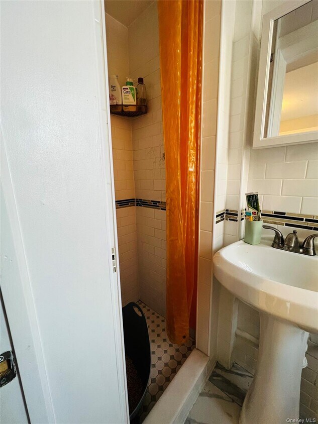 Foto del edificio - 21-13-21-25 25th Rd