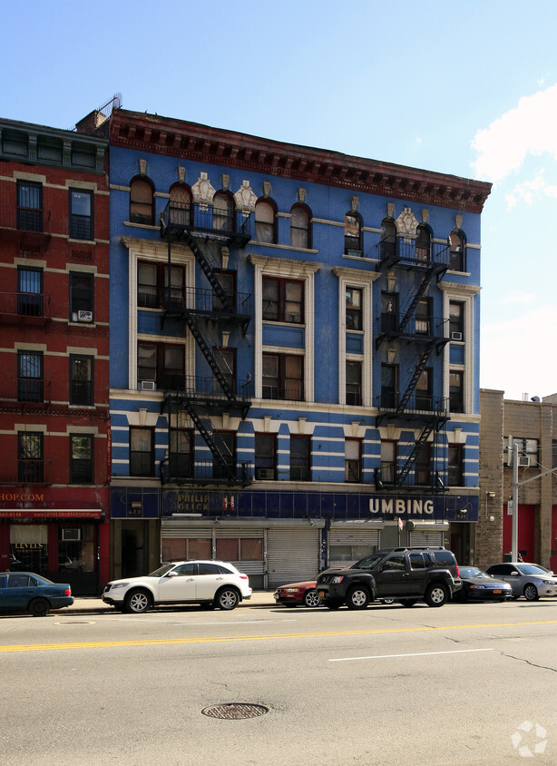 Building Photo - 421-423 W 125th St
