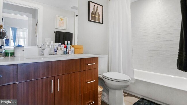 Foto del edificio - 1111 Orren St NE