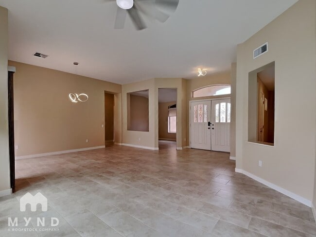 Foto del edificio - 21405 N 159th Dr