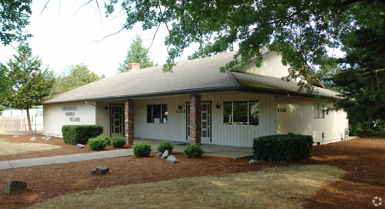 Foto del edificio - 4155 Lancaster Dr NE