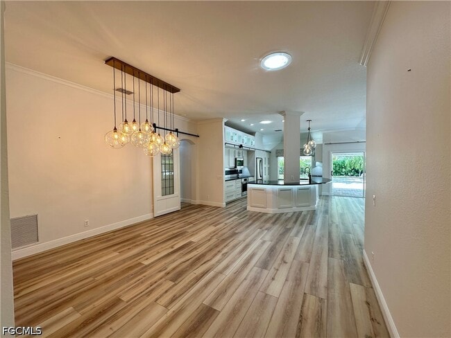 Building Photo - 8798 Fawn Ridge Dr