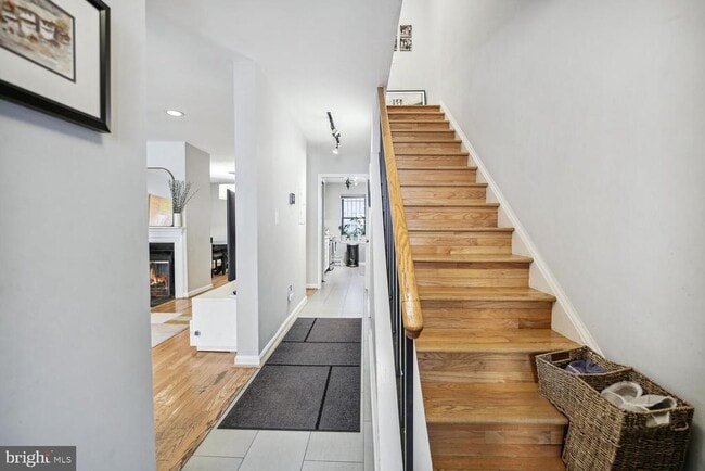 Building Photo - 1325 13th St NW