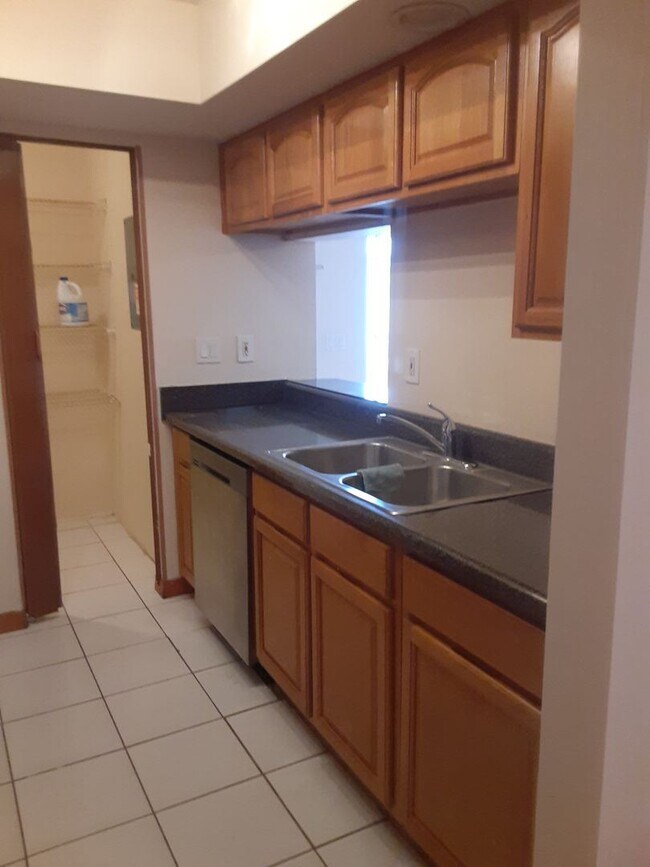 Foto del edificio - 2 br, 2 bath House - 22278 Vick Street Uni...