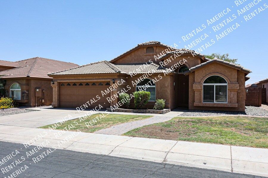 Primary Photo - 4305 E Cottonwood Ln