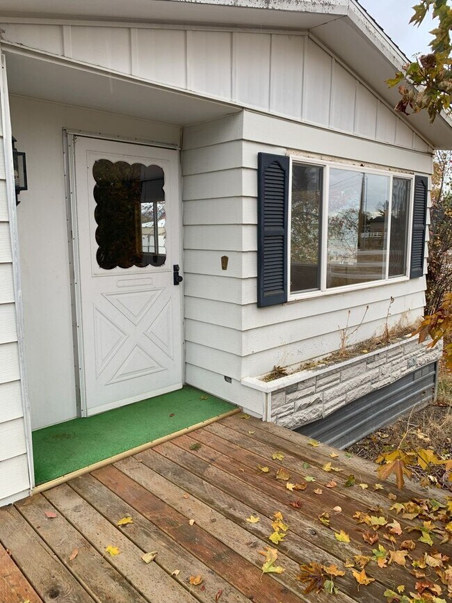 Building Photo - 2 bed 2 bath Greenacres