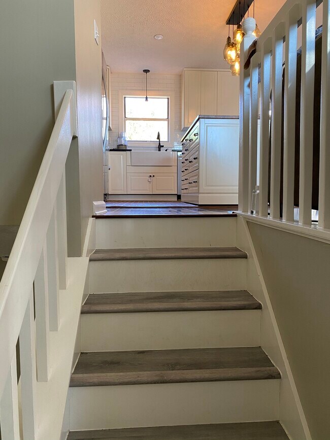 Foto del edificio - 3150 Strathburn Ct