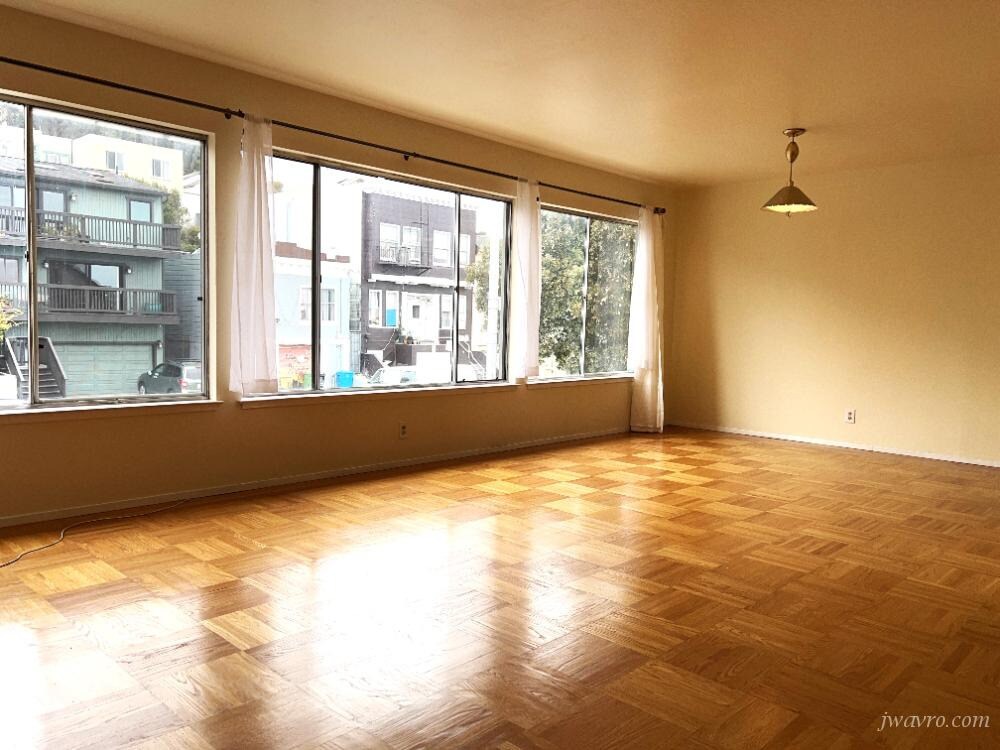 Primary Photo - 1740 Oakdale Ave