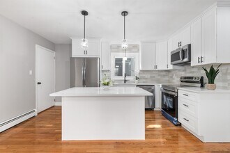 Building Photo - 29 Cambridge Ave