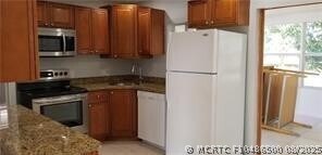 Foto del edificio - 5800 NW 73rd Ave