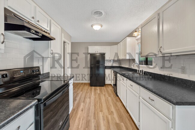 Foto del edificio - 2322 S Vine St