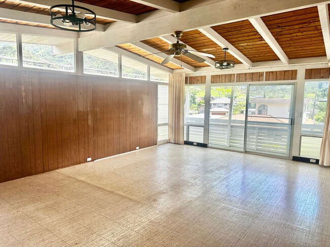 Photo - 3313 Manoa Rd Apartment