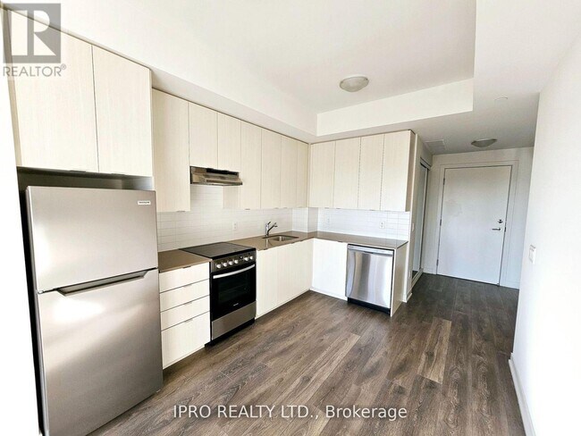Building Photo - 62-362 Sky Harbour Dr