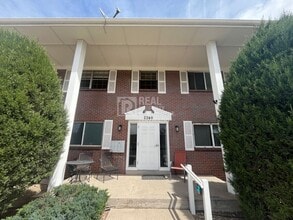 Building Photo - 2260 S Vly Hwy