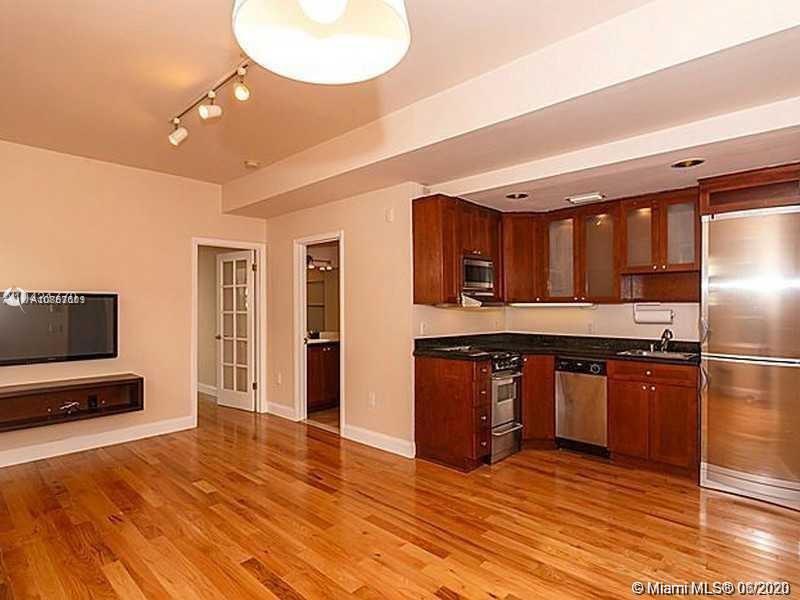 Foto principal - 1117 Euclid Ave