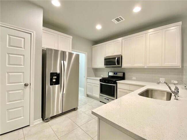 Foto del edificio - 1701 Yaupon Grove Ln