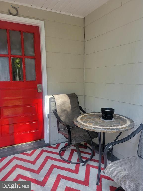 Foto del edificio - 905 Evergreen Ave