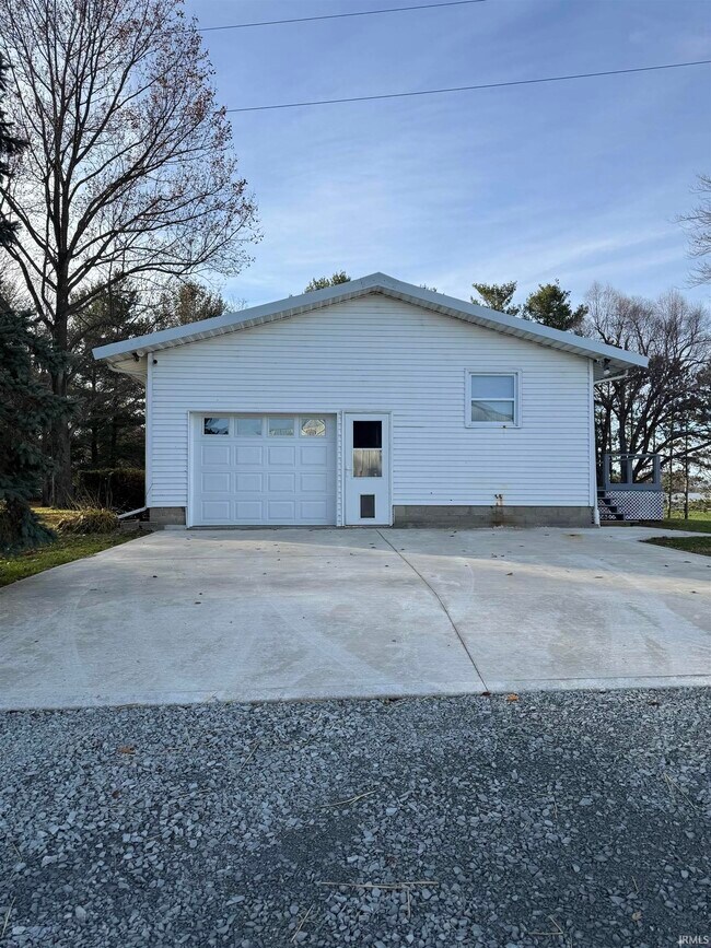 Foto del edificio - 2418 E 550 N