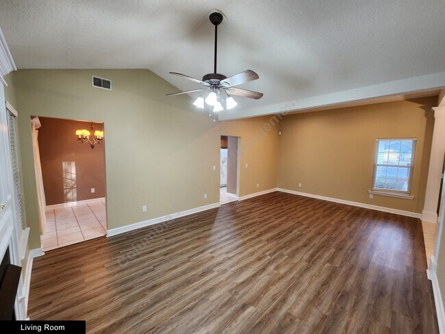 Building Photo - 6 Mallard Landing Ct