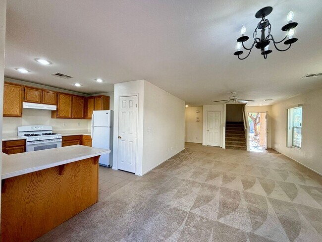 Foto del edificio - 6248 Desert Lavender Ave