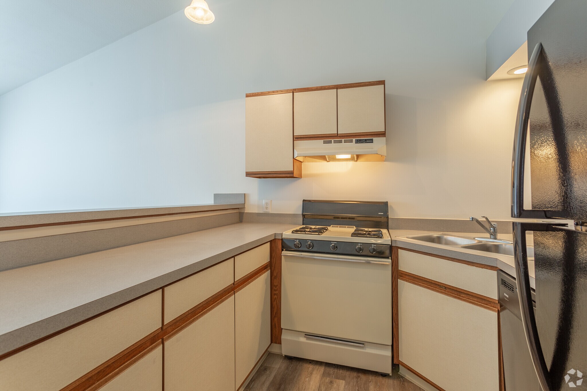 Lake Park Village – photo 3