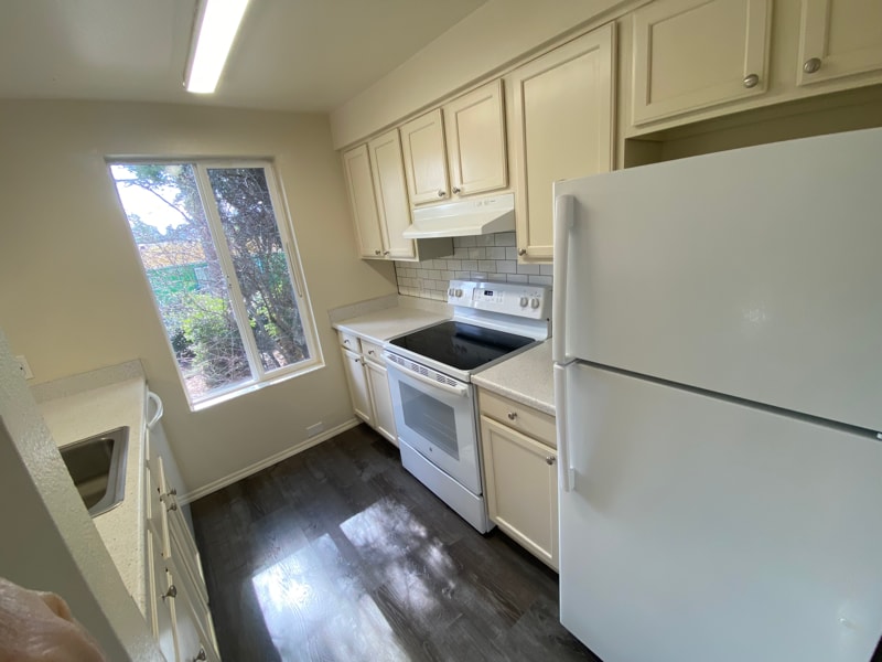 Primary Photo - 13716 15th Ave NE