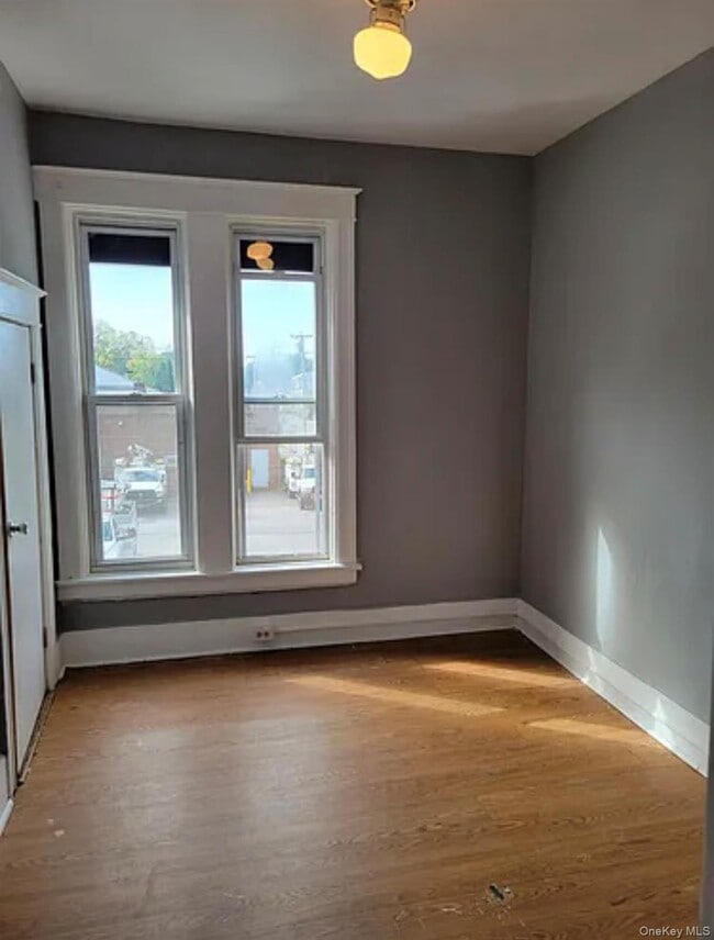 Building Photo - 91 Pershing Ave