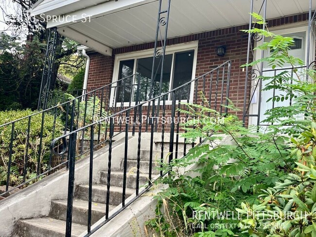 Building Photo - 3 Bedroom Home in Ambridge