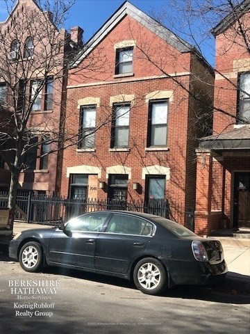 Primary Photo - 2048 W Webster Ave