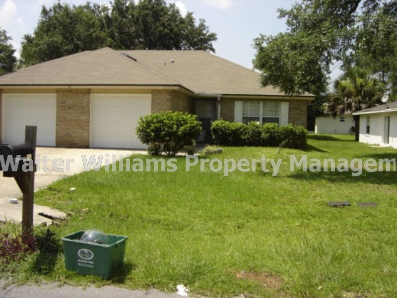 Primary Photo - Duplex For Rent