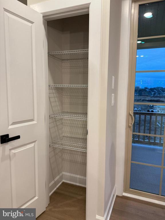 Building Photo - 1770 Ml Br Dr