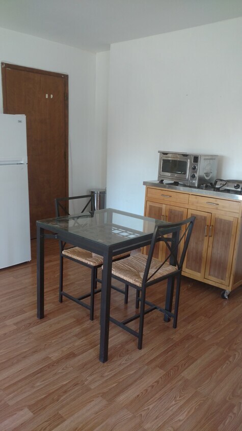 Kitchenette/walk in pantry - 30413 E Sunset Dr S