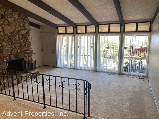 Building Photo - 3 br, 2.5 bath House - 3200 Contreras Pl.