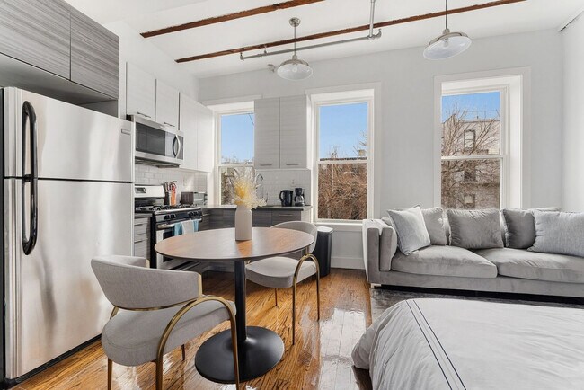 Foto del edificio - 716 Madison St