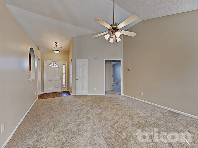 Foto del edificio - 218 Glencroft Dr